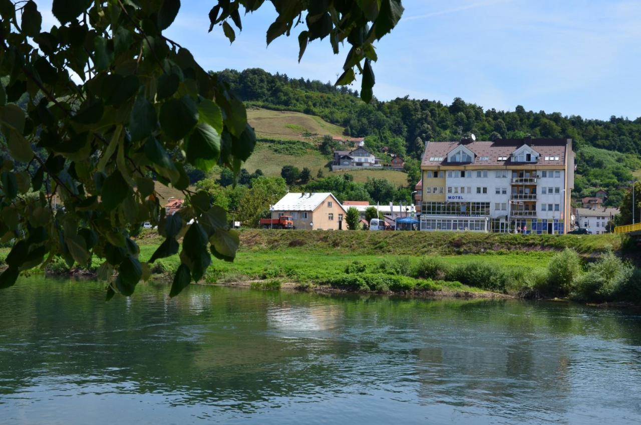 Motel New Sanatron Bosanski Novi Екстериор снимка