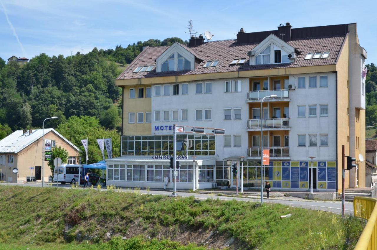 Motel New Sanatron Bosanski Novi Екстериор снимка