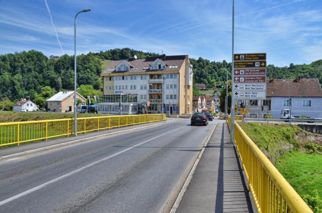 Motel New Sanatron Bosanski Novi Екстериор снимка