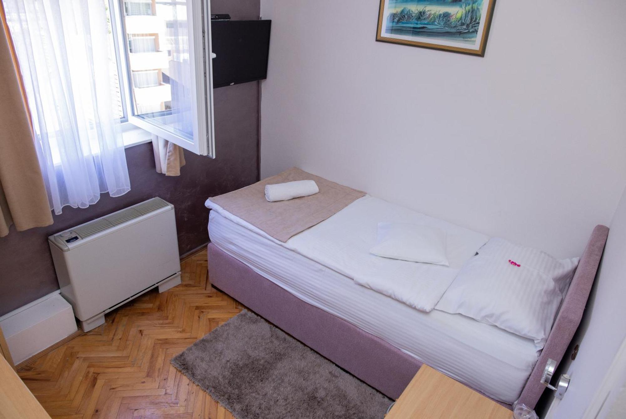 Motel New Sanatron Bosanski Novi Екстериор снимка