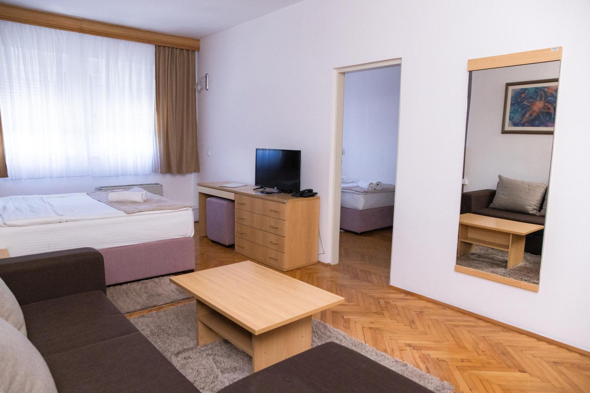 Motel New Sanatron Bosanski Novi Екстериор снимка