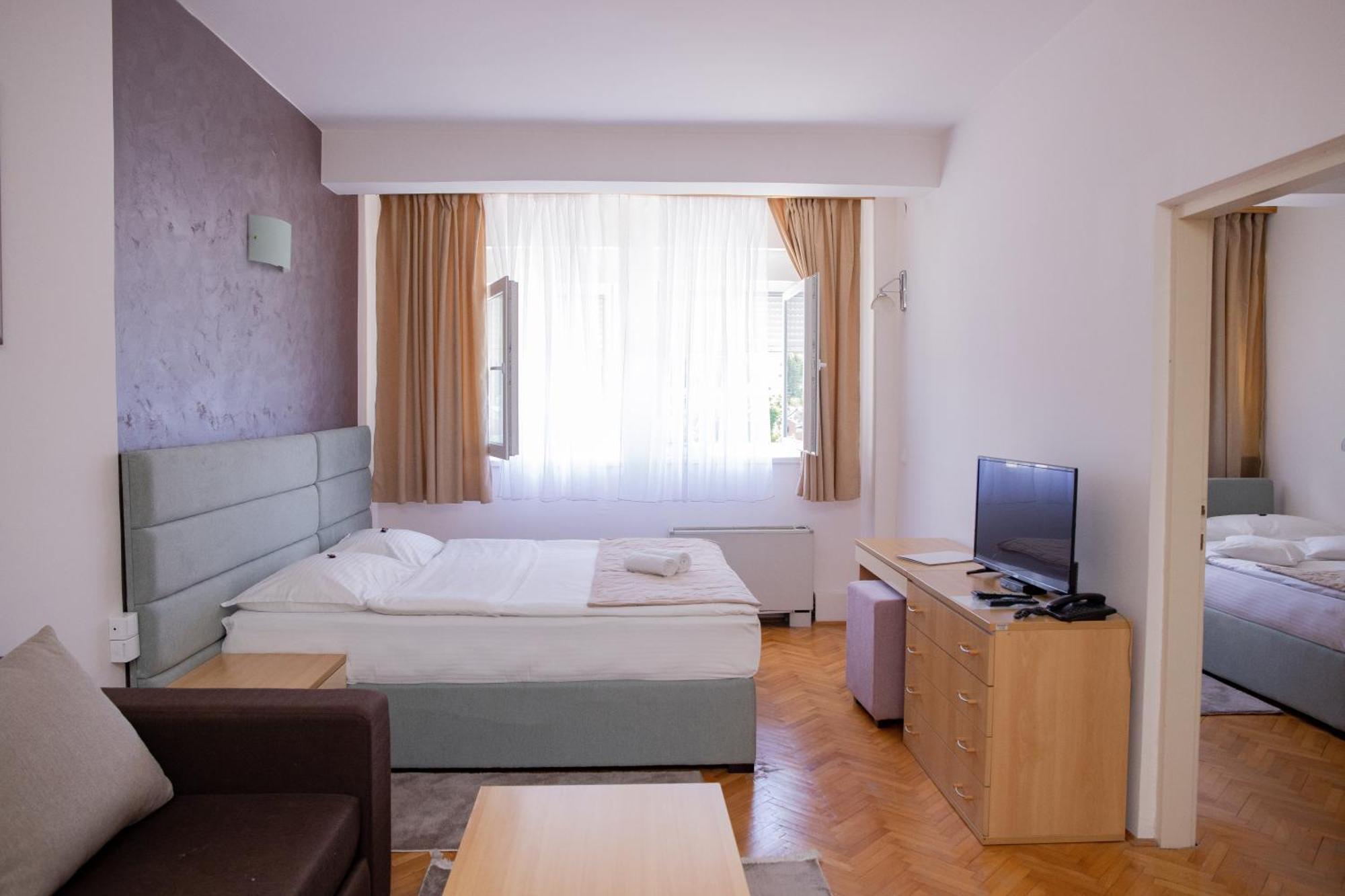 Motel New Sanatron Bosanski Novi Екстериор снимка