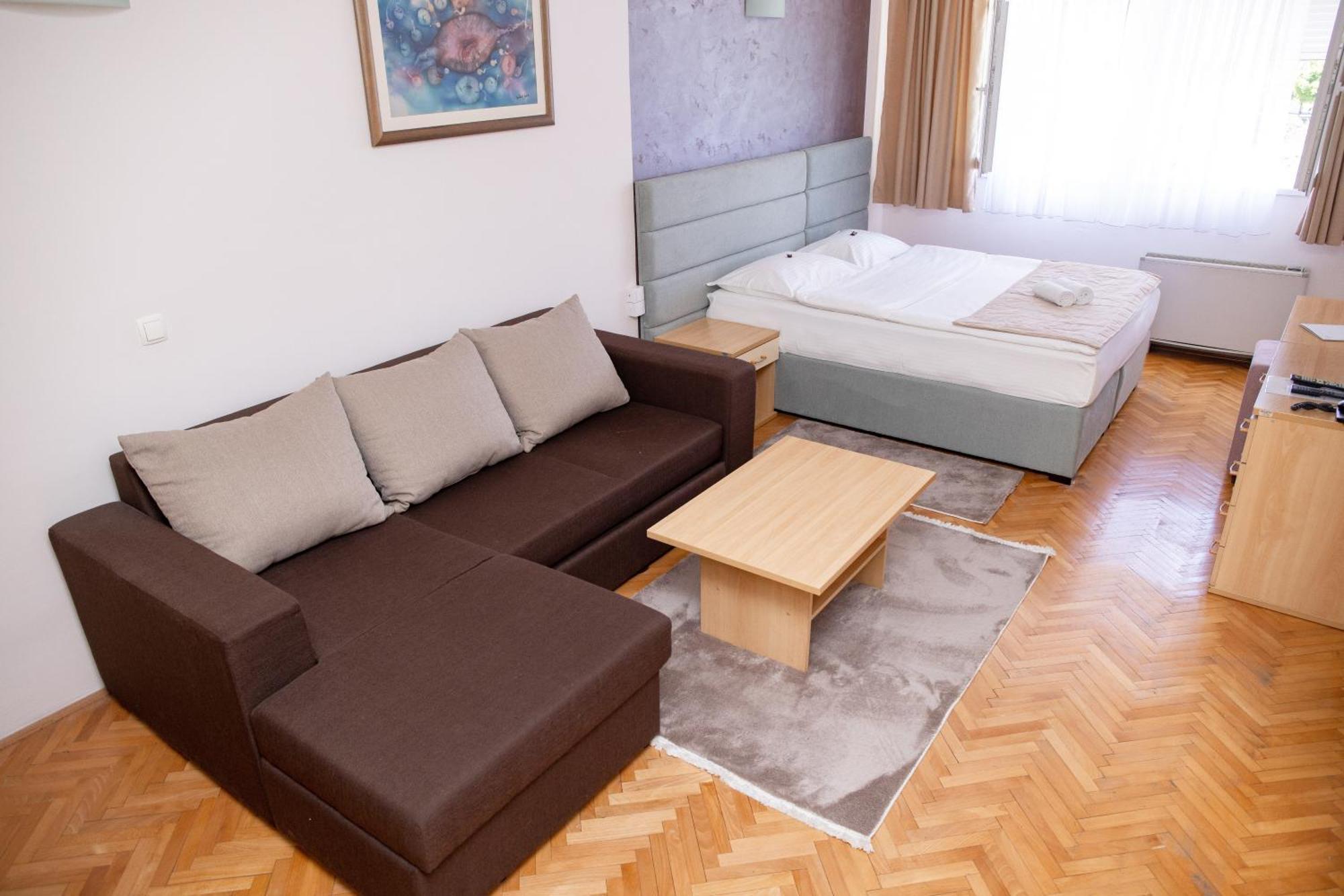 Motel New Sanatron Bosanski Novi Екстериор снимка