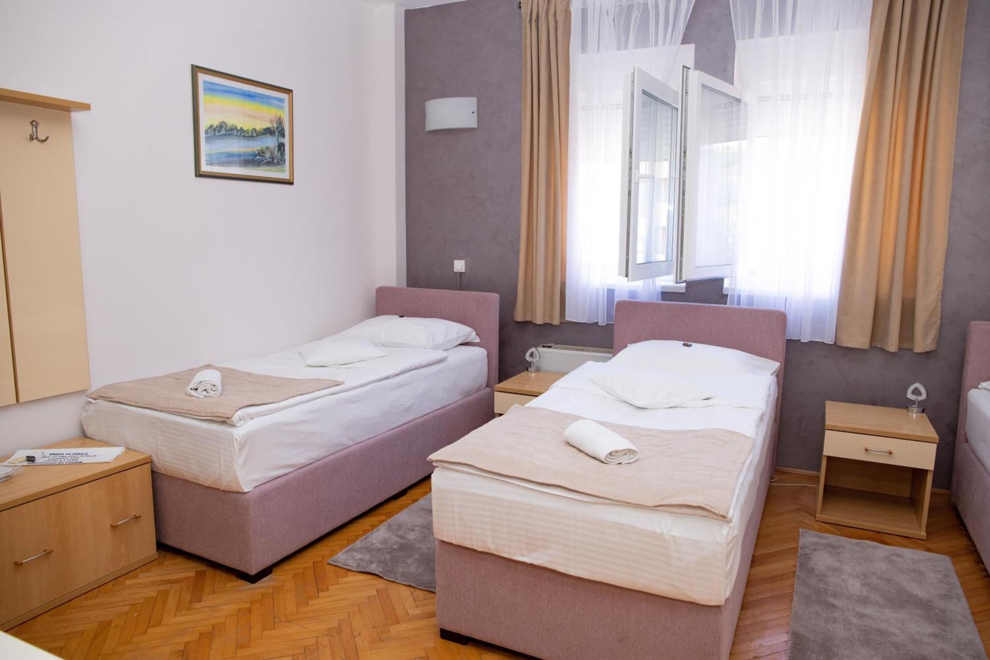 Motel New Sanatron Bosanski Novi Екстериор снимка