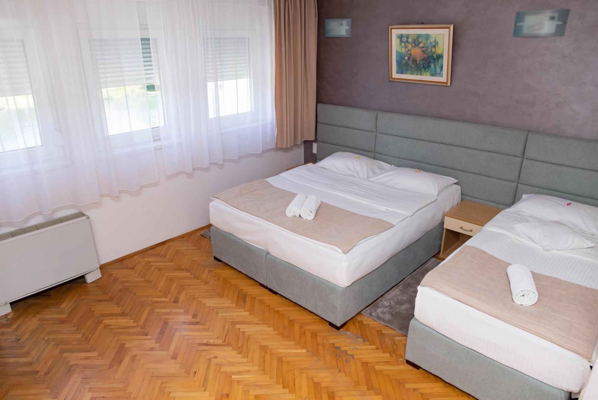 Motel New Sanatron Bosanski Novi Екстериор снимка