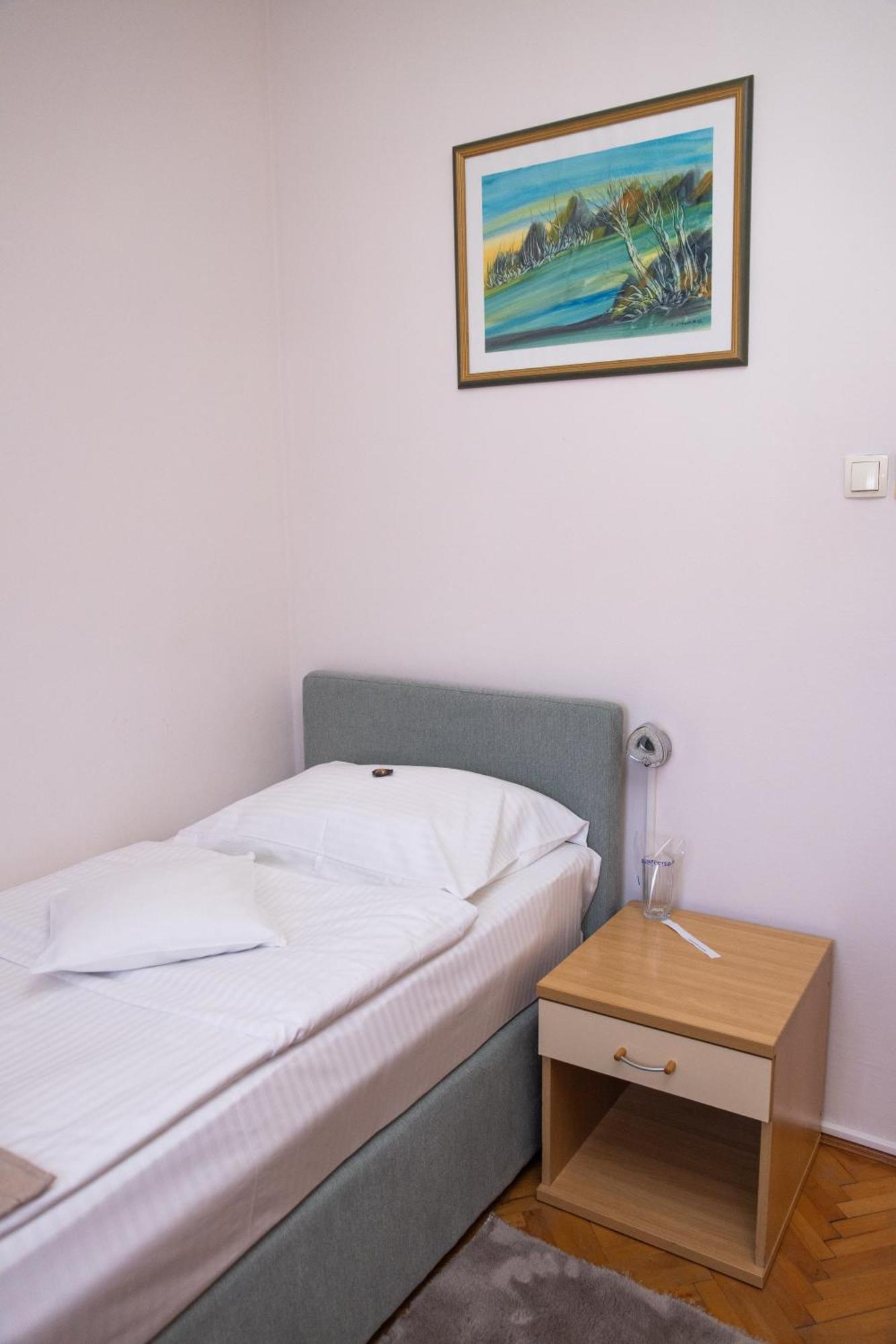 Motel New Sanatron Bosanski Novi Екстериор снимка